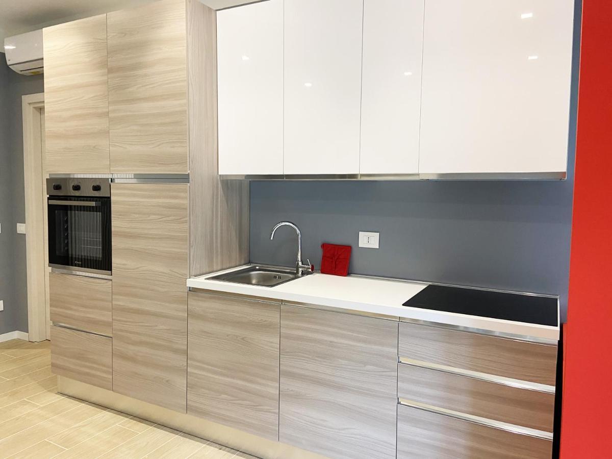 Casa Di Laura Mono E Bilo Di Fronte Ospedale San Raffaele Apartment Сеграте Екстериор снимка